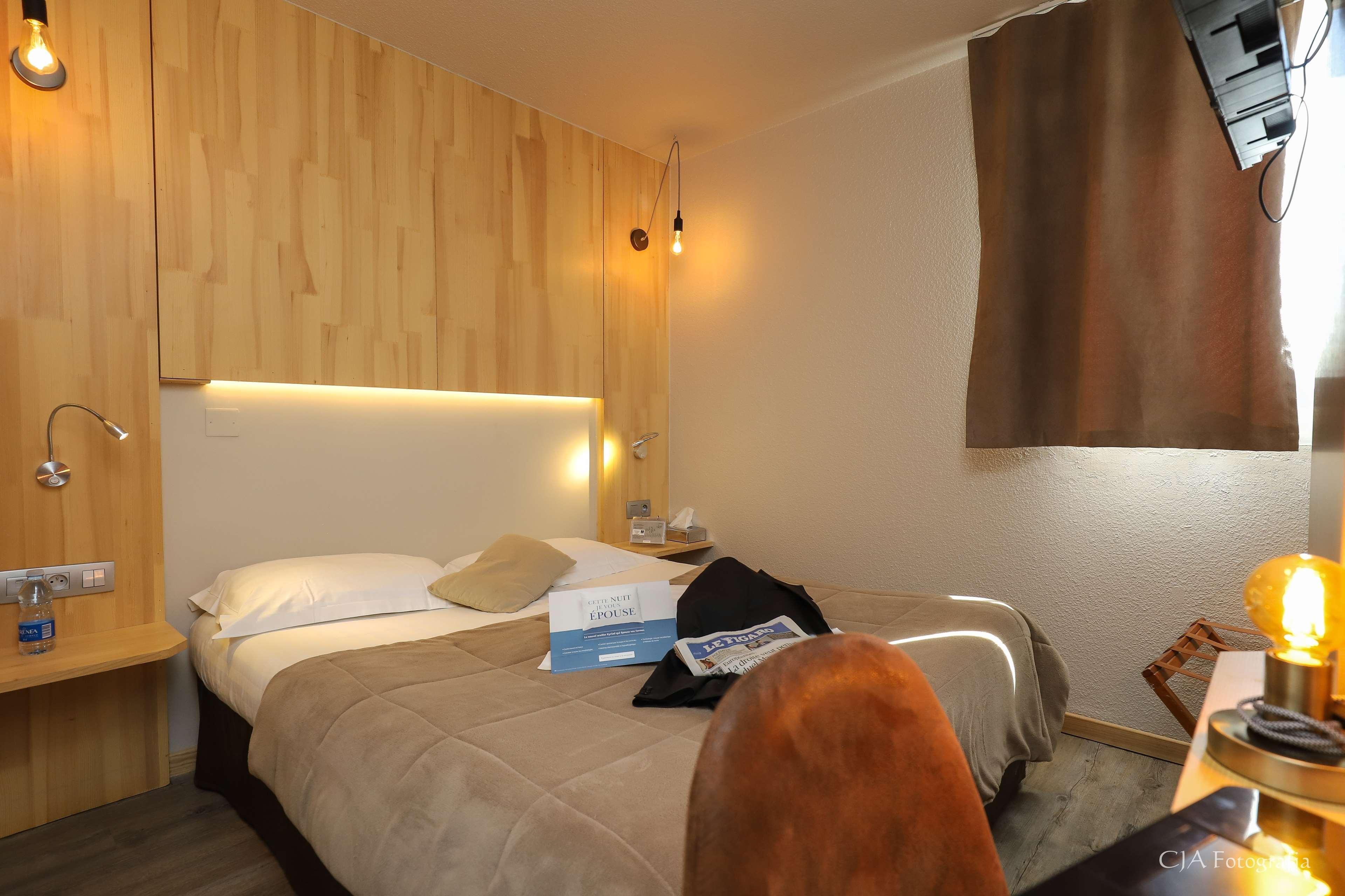 Hotel Restaurant Kyriad Brive Centre Eksteriør bilde