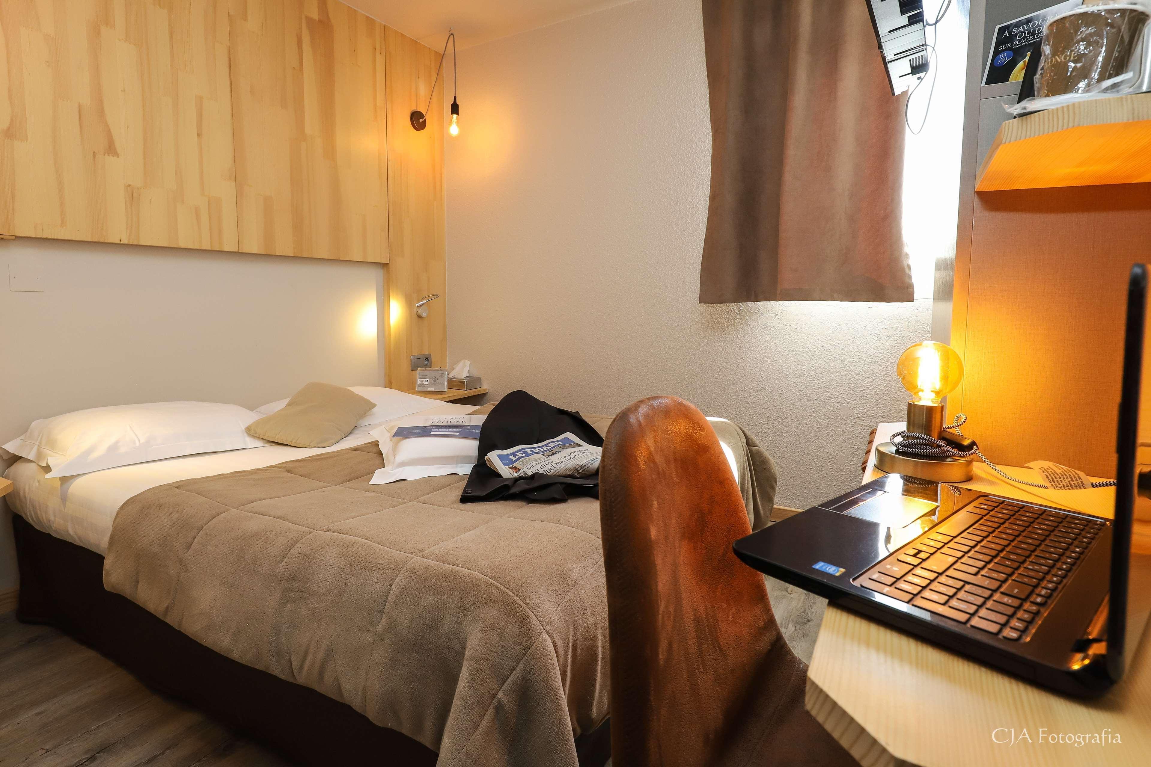 Hotel Restaurant Kyriad Brive Centre Eksteriør bilde