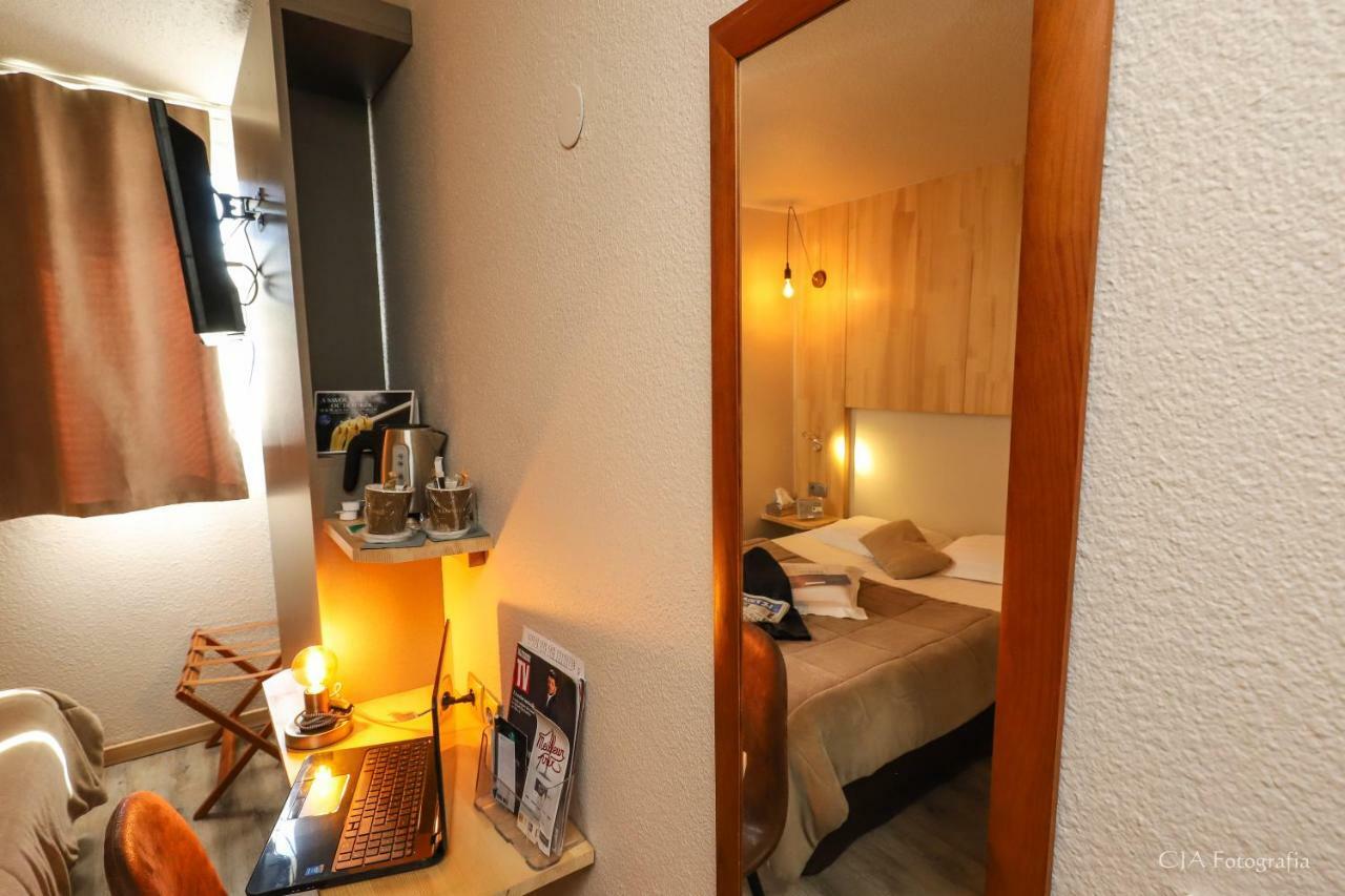 Hotel Restaurant Kyriad Brive Centre Eksteriør bilde
